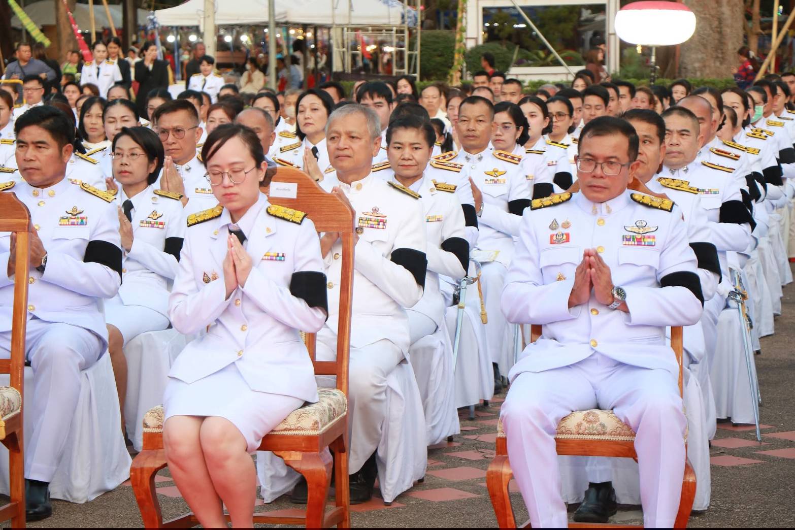 title - ร่วมพิธีบำเพ็ญกุศลและแสดงความอาลัย ในวาระครบ 100 วัน (สตมวาร) แห่งการสวรรคต สมเด็จพระนางเจ้าสิริกิติ์ พระบรมราชินีนาถ พระบรมราชชนนีพันปีหลวง